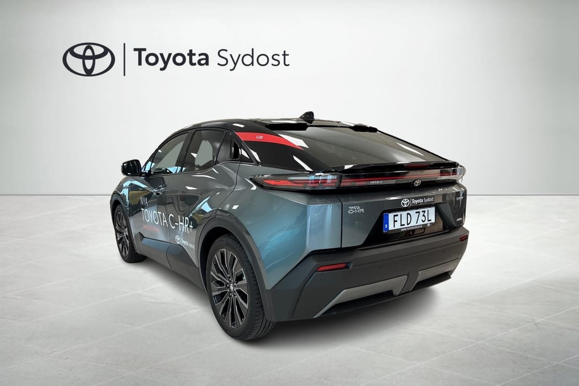 Toyota C-HR+ Executive AWD 2026, bild 2/10