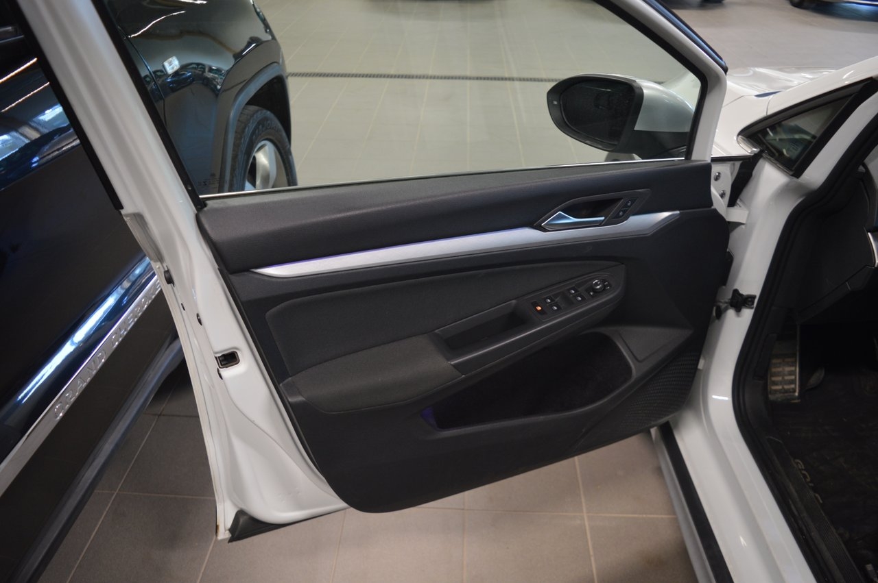 Volkswagen Golf 2022, bild 7/10