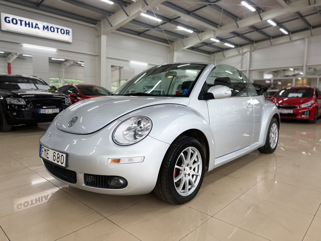 Volkswagen New Beetle