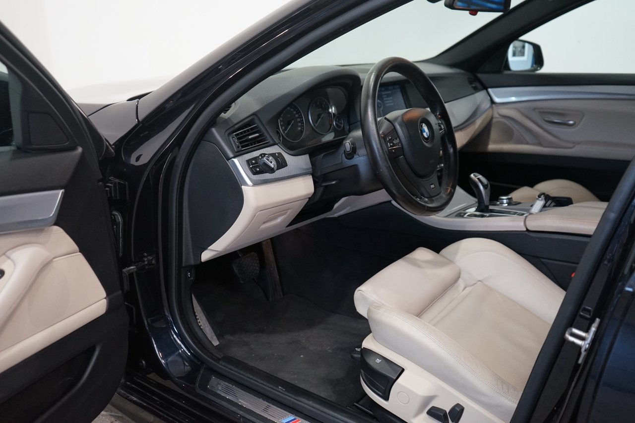 BMW 523 i Touring Automat M Sport 204hk 2011, bild 6/10