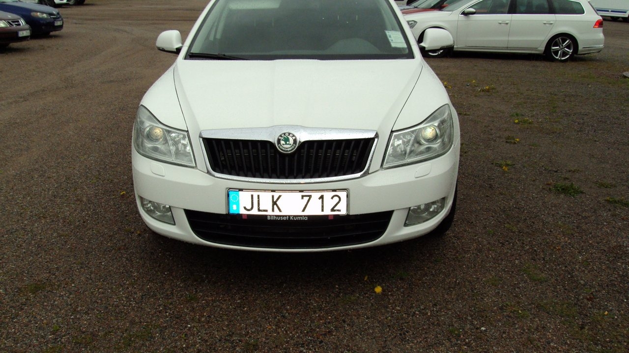 Skoda Octavia 2012, bild 3/9