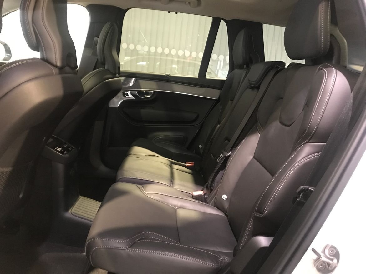 Volvo XC90 T8 Ultra Dark 2026, photo 5/16