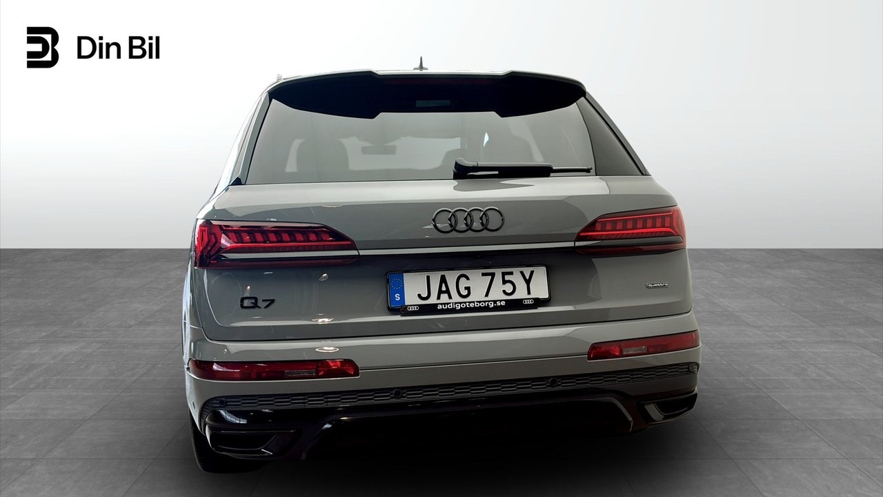 Audi Q7 2023, photo 5/10