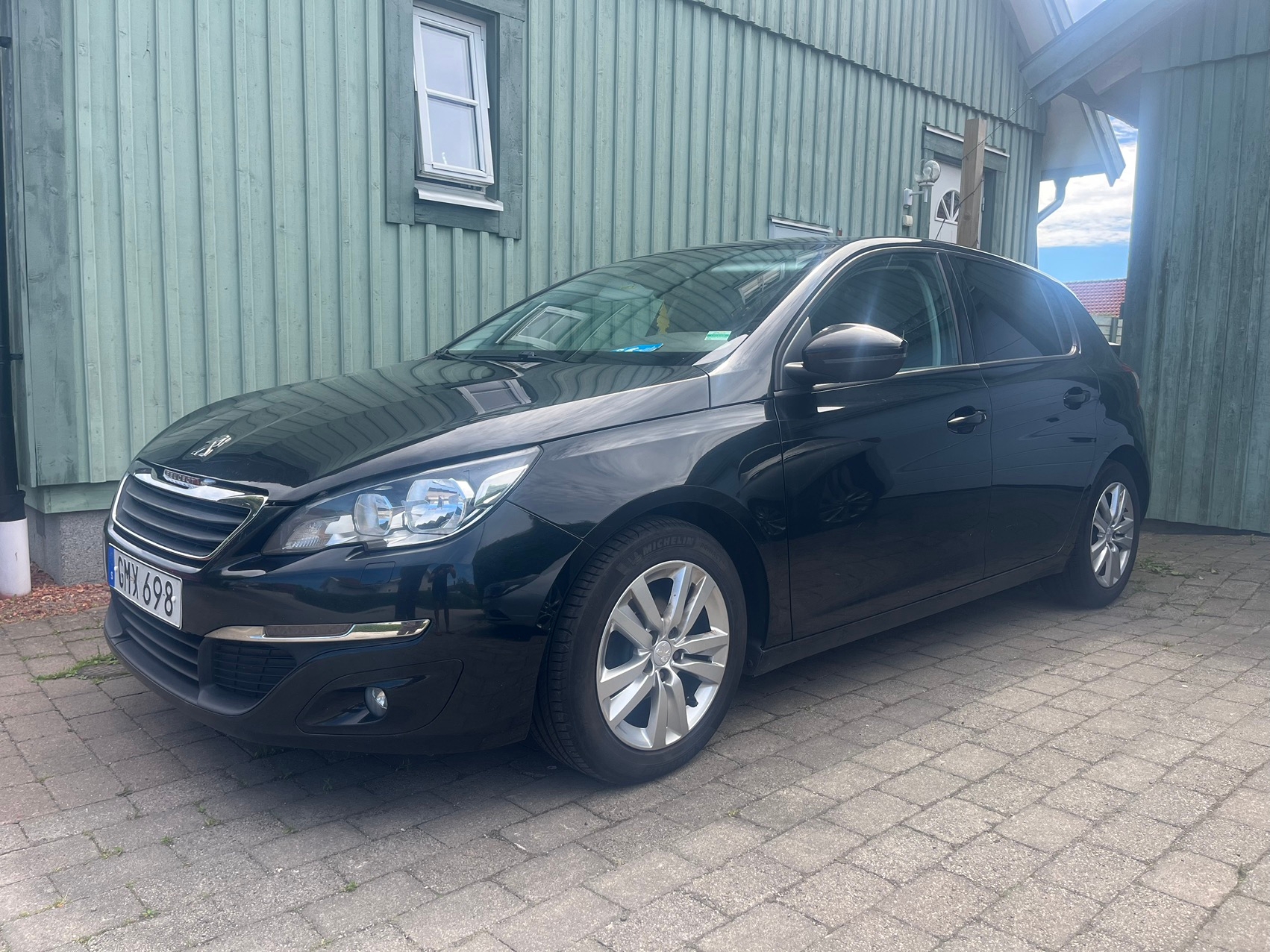 Peugeot 308 1.6 HDi 92 8v Manuell 2014, bild 2/8