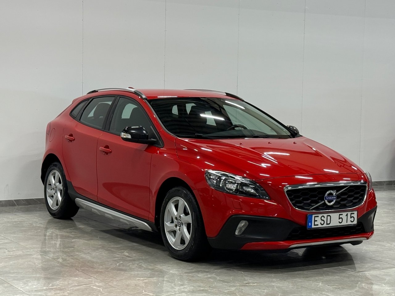 Volvo V40 Cross Country D2 Kinetic 2013, photo 2/22