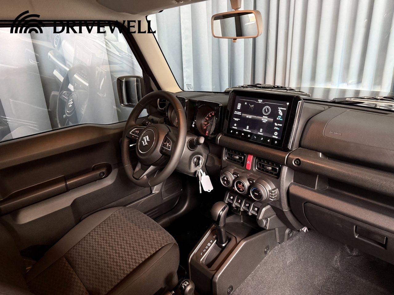 Suzuki Jimny 2025, bild 7/10
