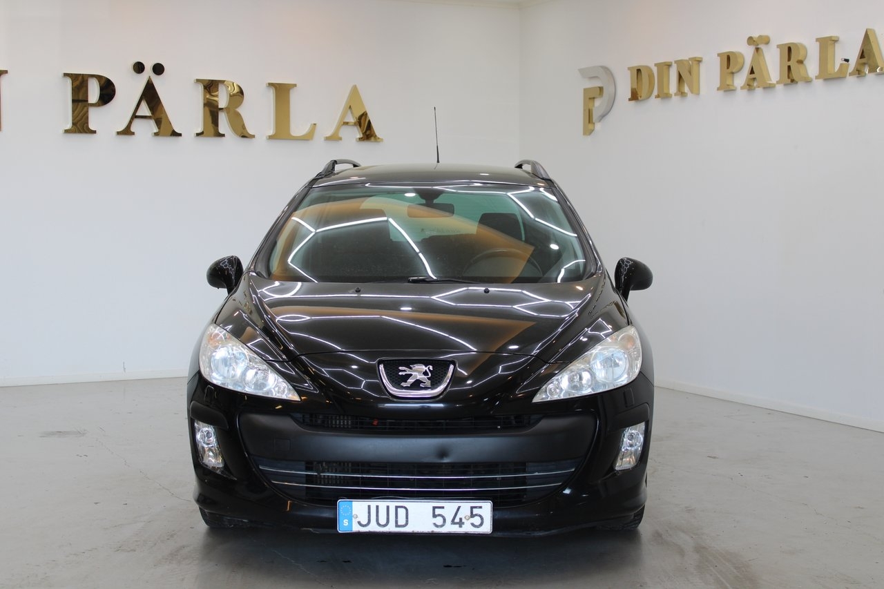 Peugeot 308 2010, bild 2/10