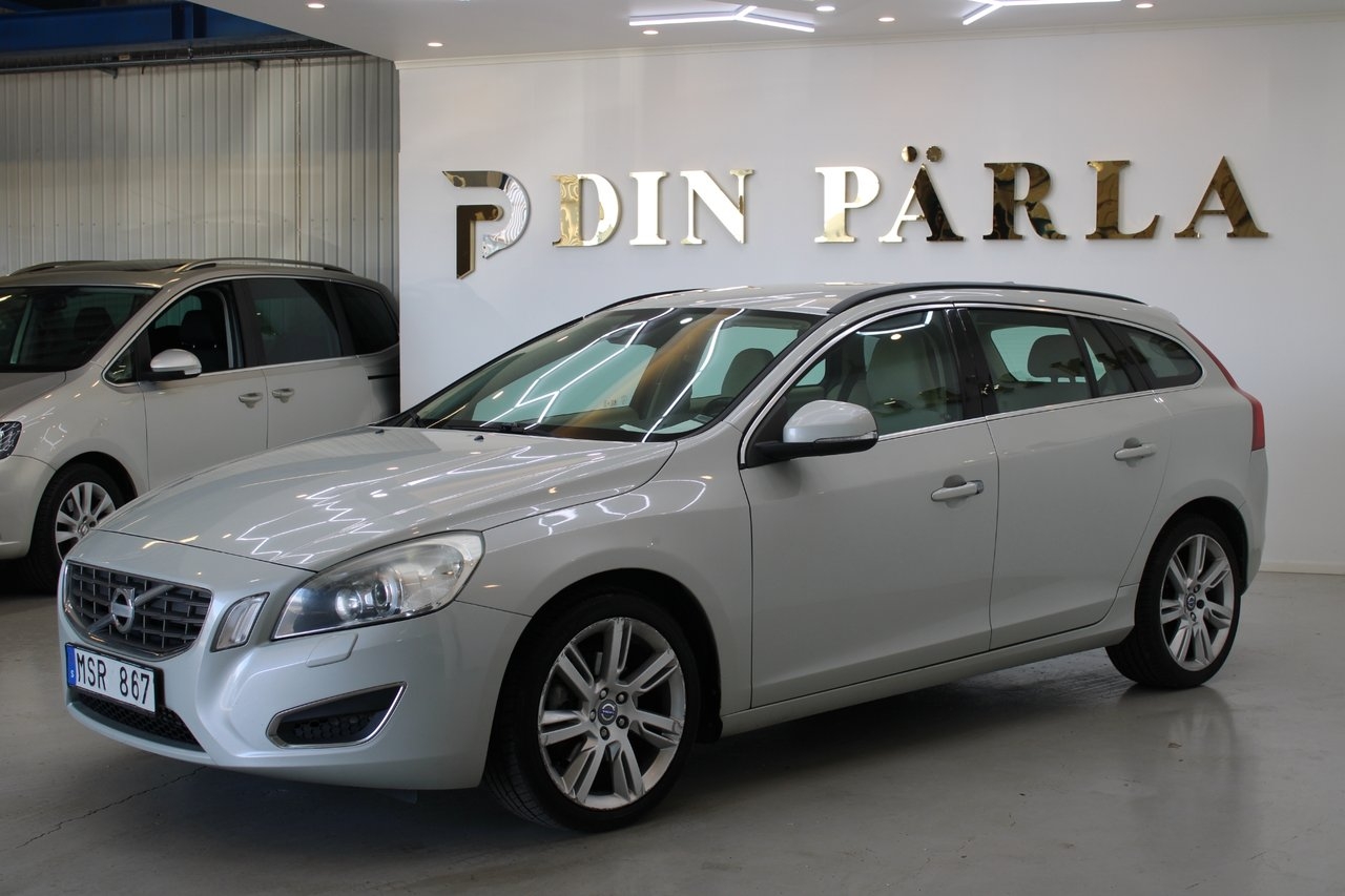 Volvo V60 2012, kuva 3/10