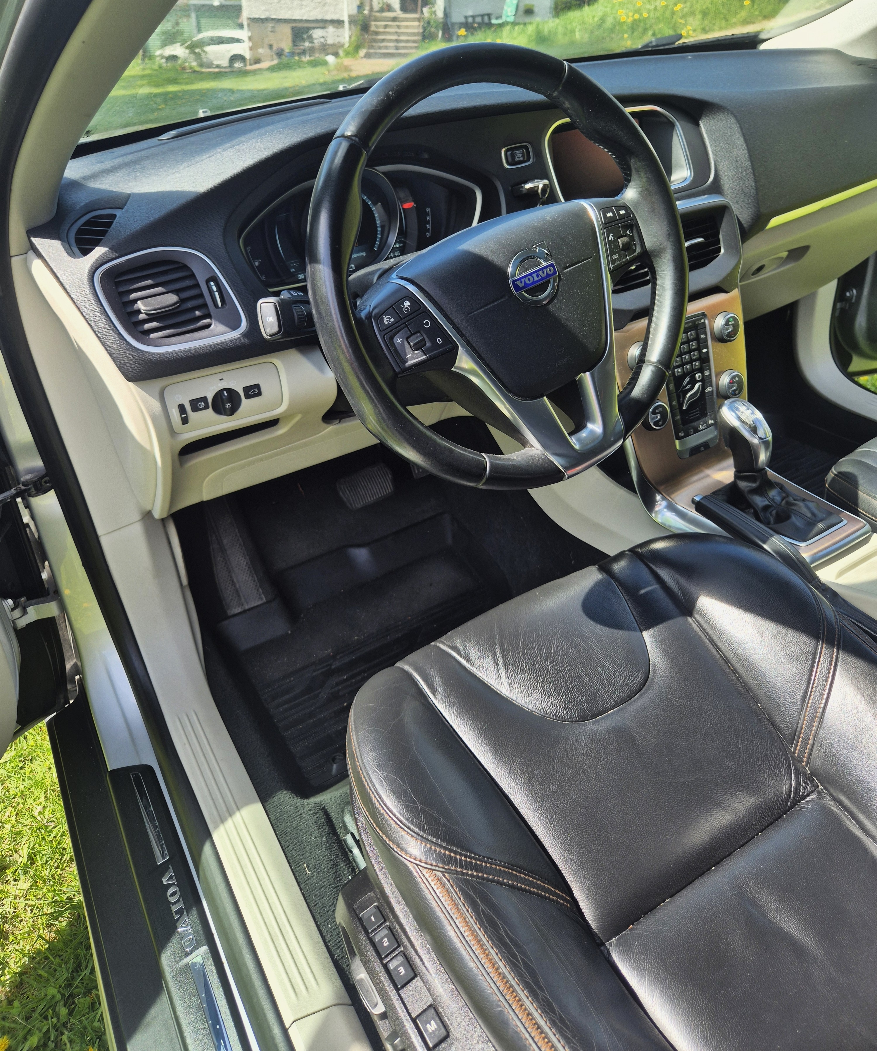 Volvo V40 Cross Country 2013, bild 7/10