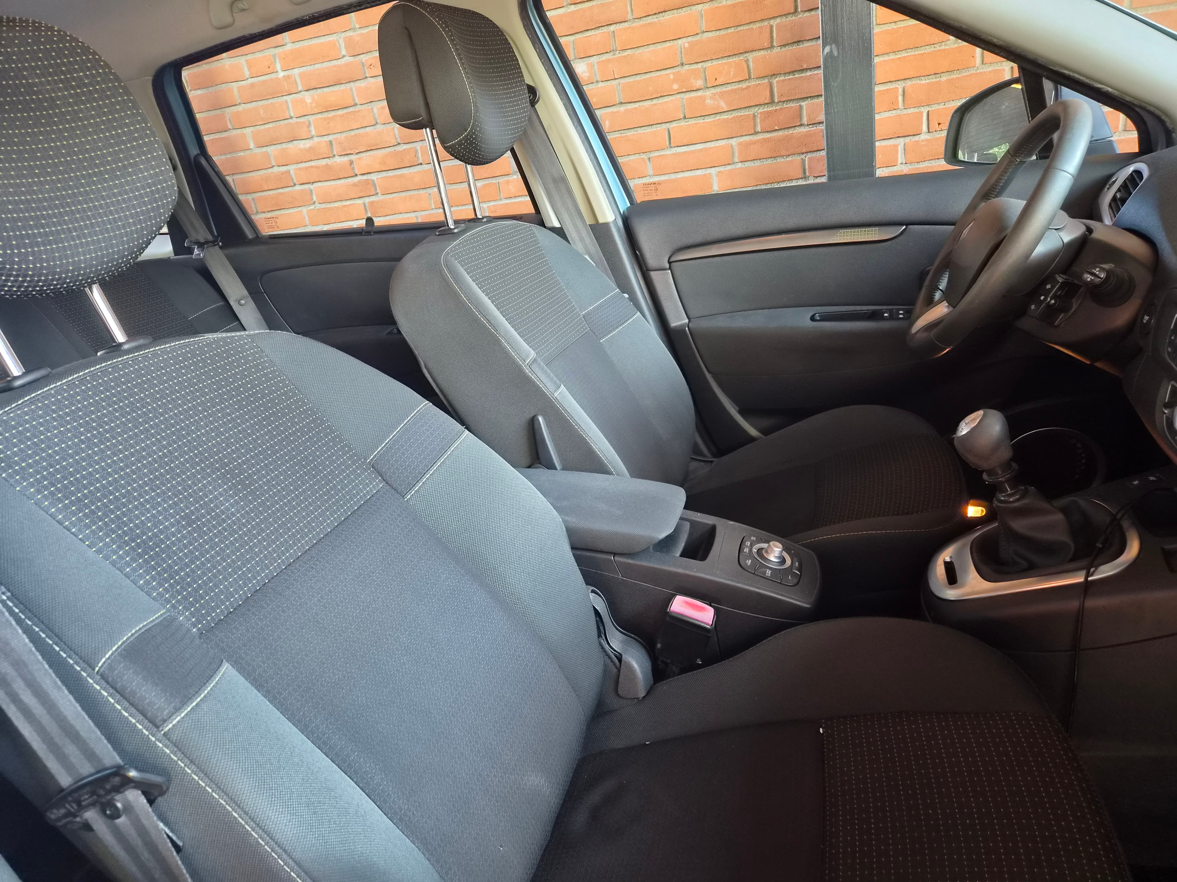 Renault Grand Scenic III 1.9 dCi Manuell 2011, bild 6/10