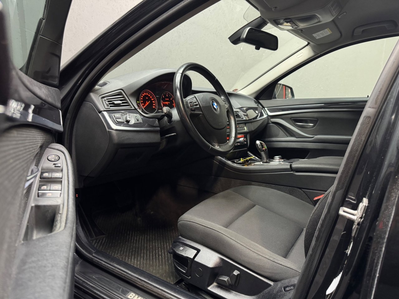 BMW 520 184hk 2011, bild 7/10
