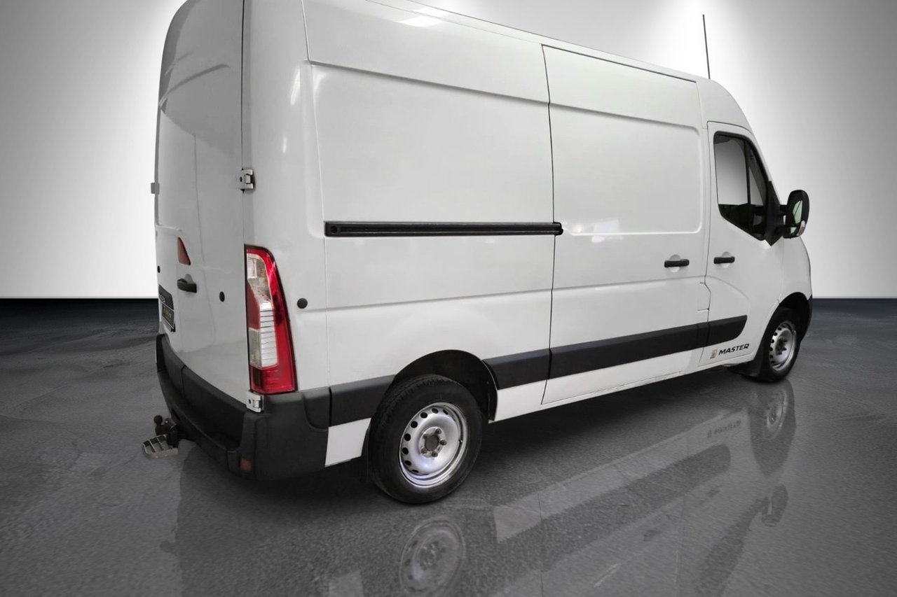 Renault Master 3.5 T 2.3 dCi Euro 5 2016, bild 2/7