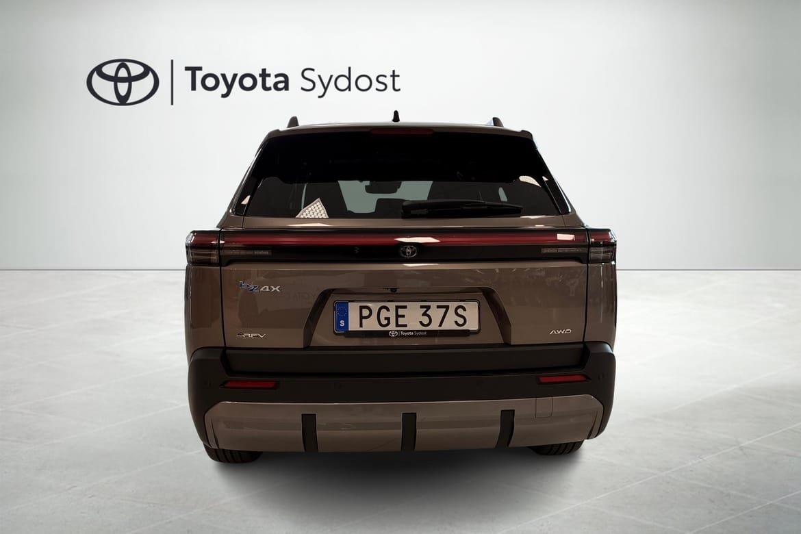 Toyota bZ4X Touring 2026, bild 4/18