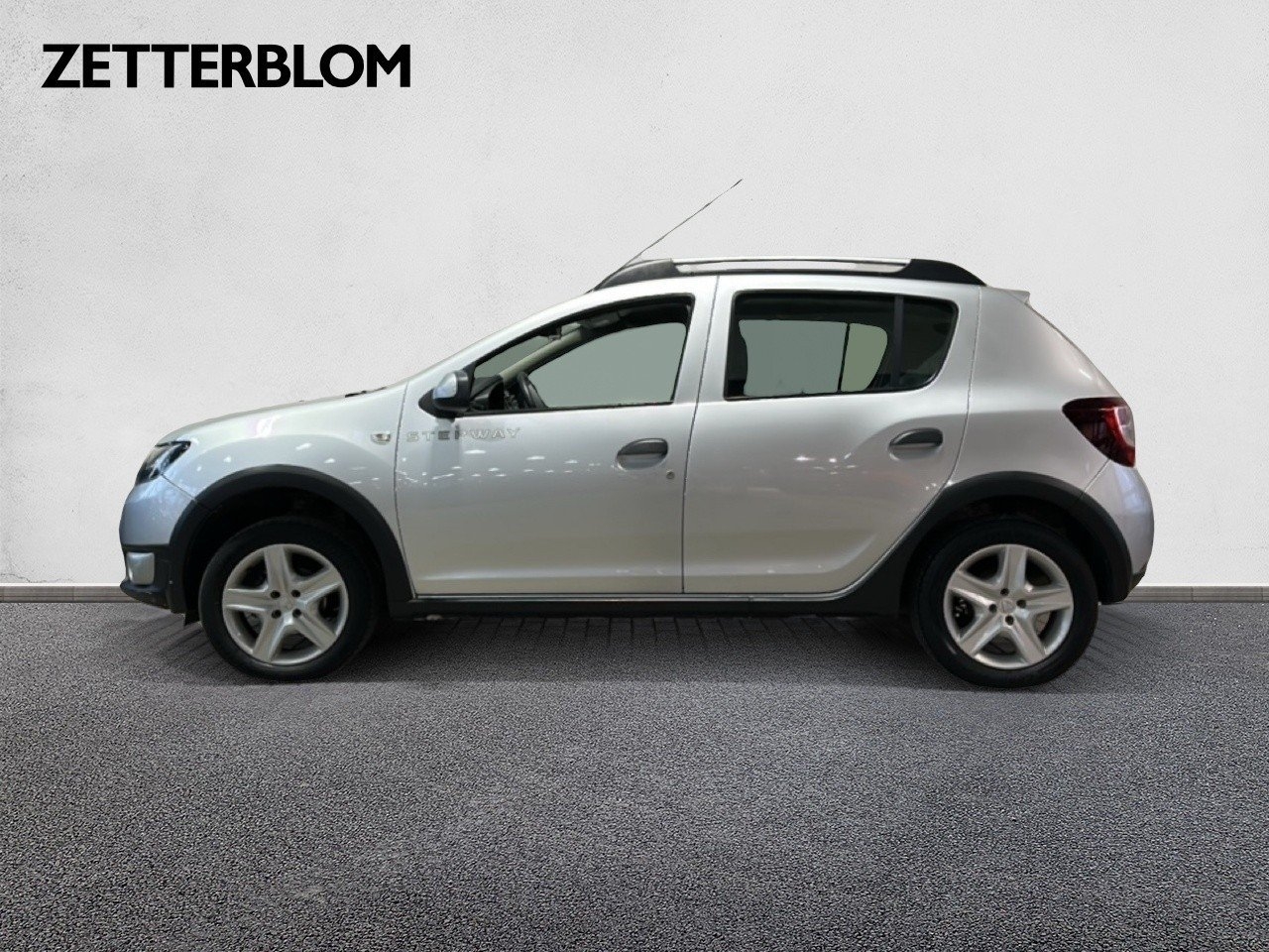 Dacia Sandero Stepway 2016, bild 2/10