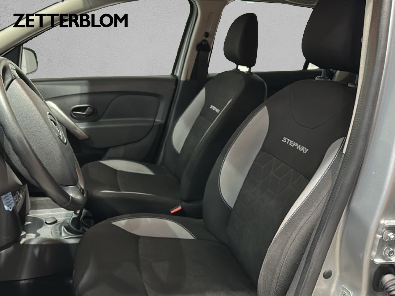 Dacia Sandero Stepway 2016, bild 7/10