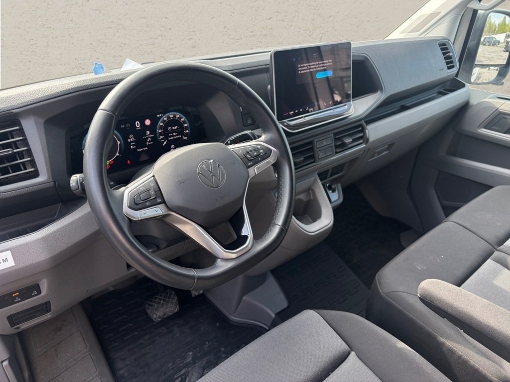 Volkswagen Crafter 2025, photo 5/10