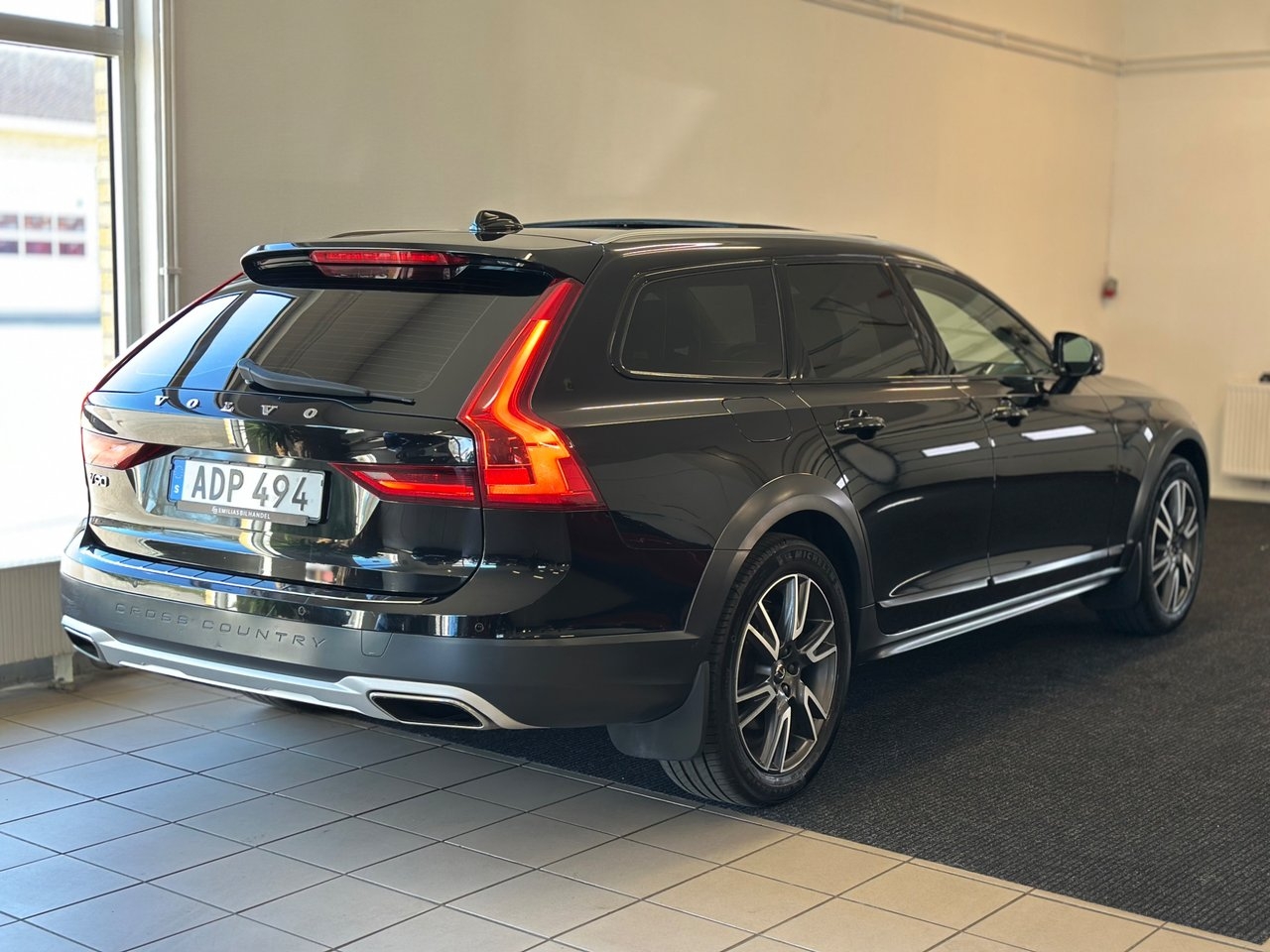 Volvo V90 Cross Country 2017, kuva 5/10