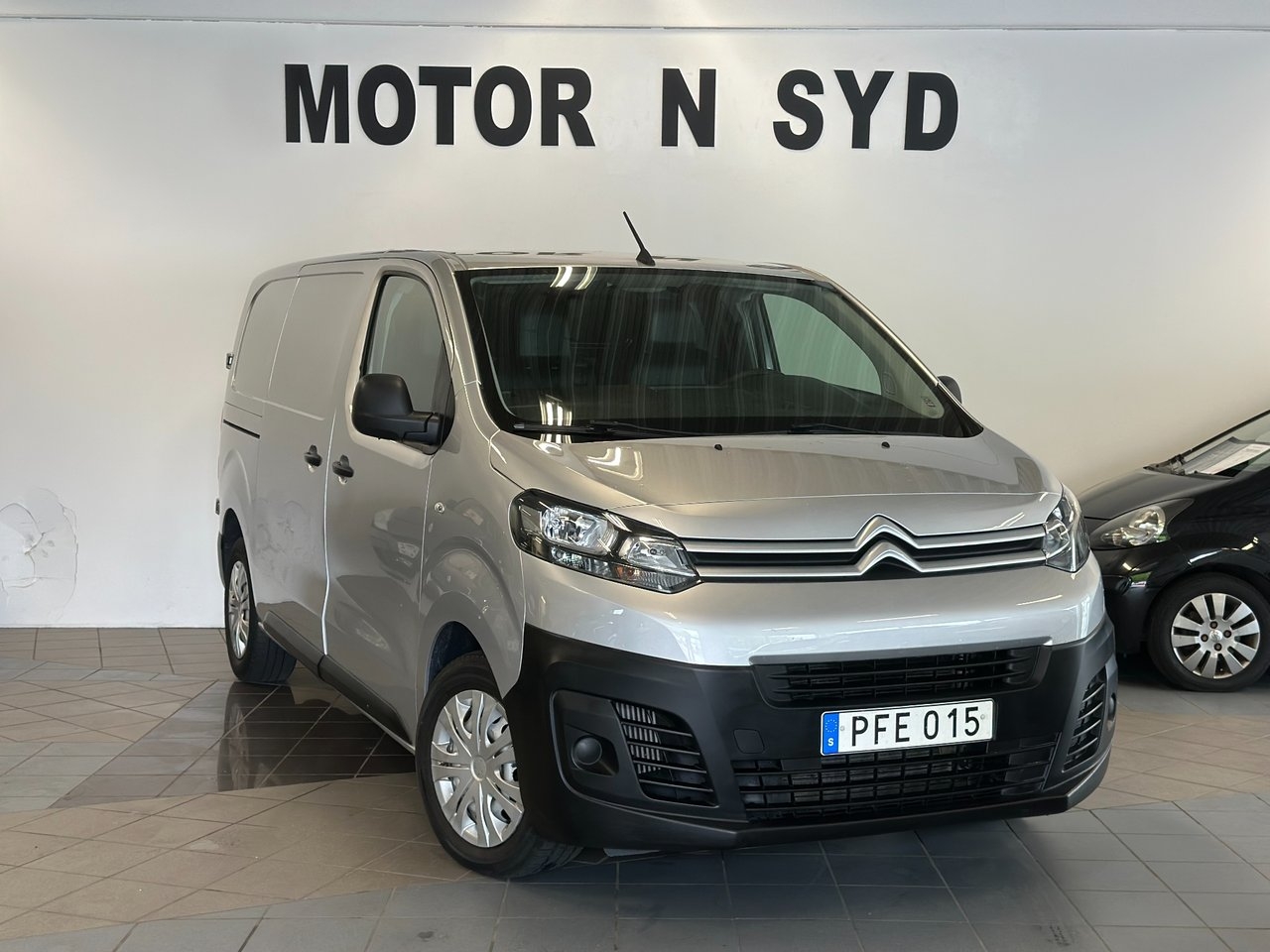 Citroen Jumpy 2.0 BlueHDi 2018, kuva 2/10