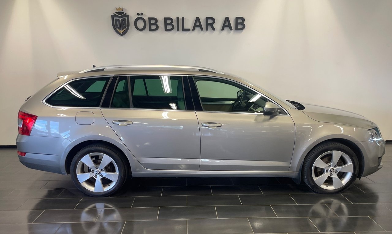 Skoda Octavia 2016, bild 2/10