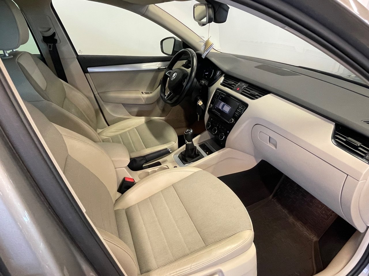 Skoda Octavia 2016, bild 7/10