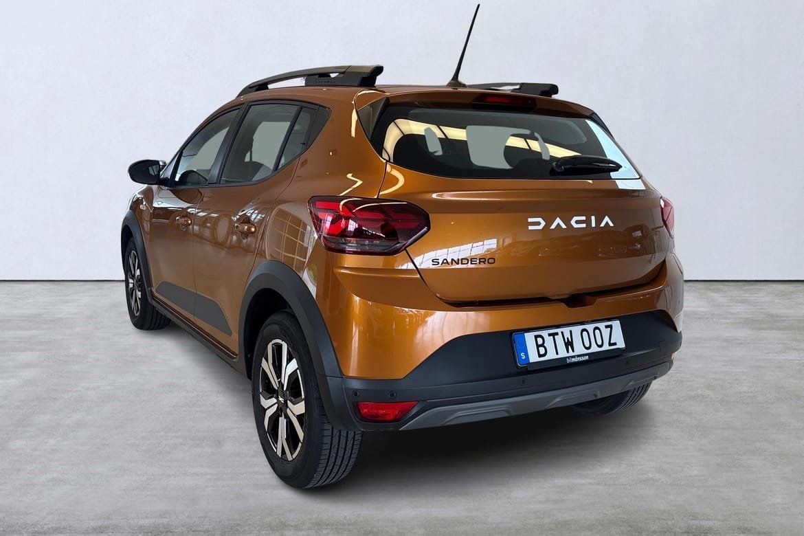 Dacia Sandero Stepway TCe 90 Expression 2023, bild 4/10