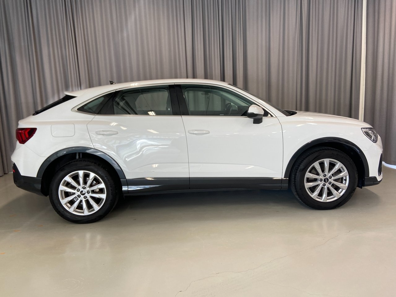 Audi Q3 2023, kuva 4/10