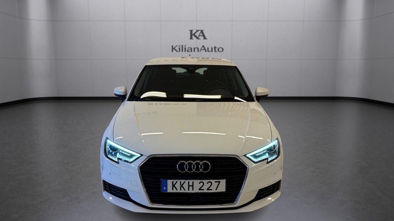 Audi A3 2019, bild 4/10