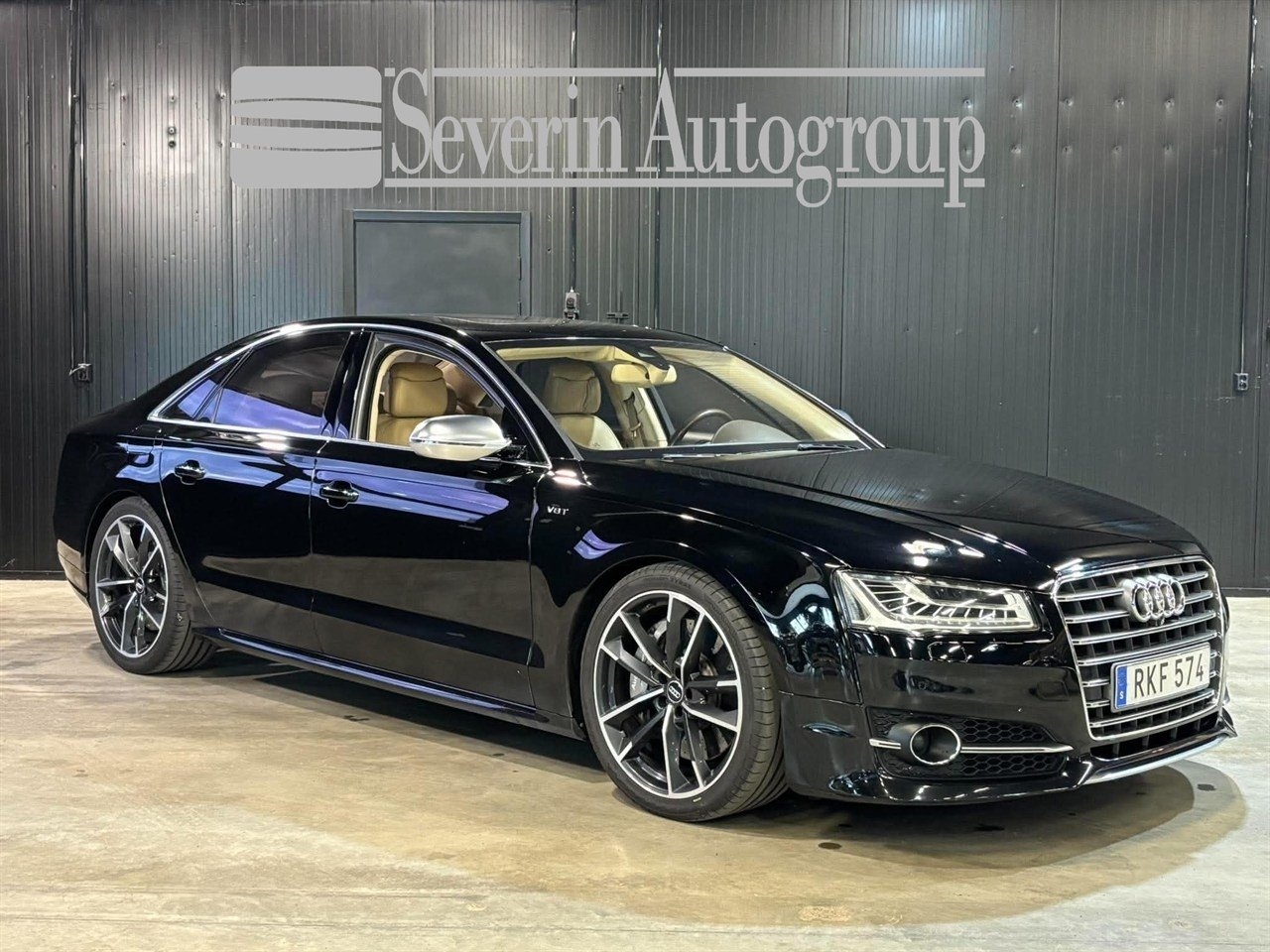 Audi S8
