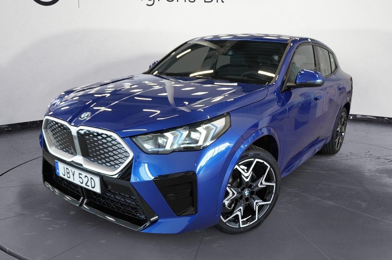 BMW iX2