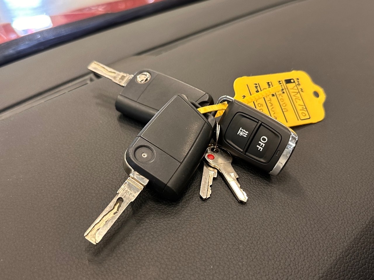 Skoda Octavia KOMBI 1.6 TDI DRAG VÄRMARE 2018, bild 7/32