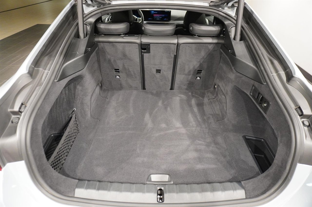BMW i4 2026, bild 6/17