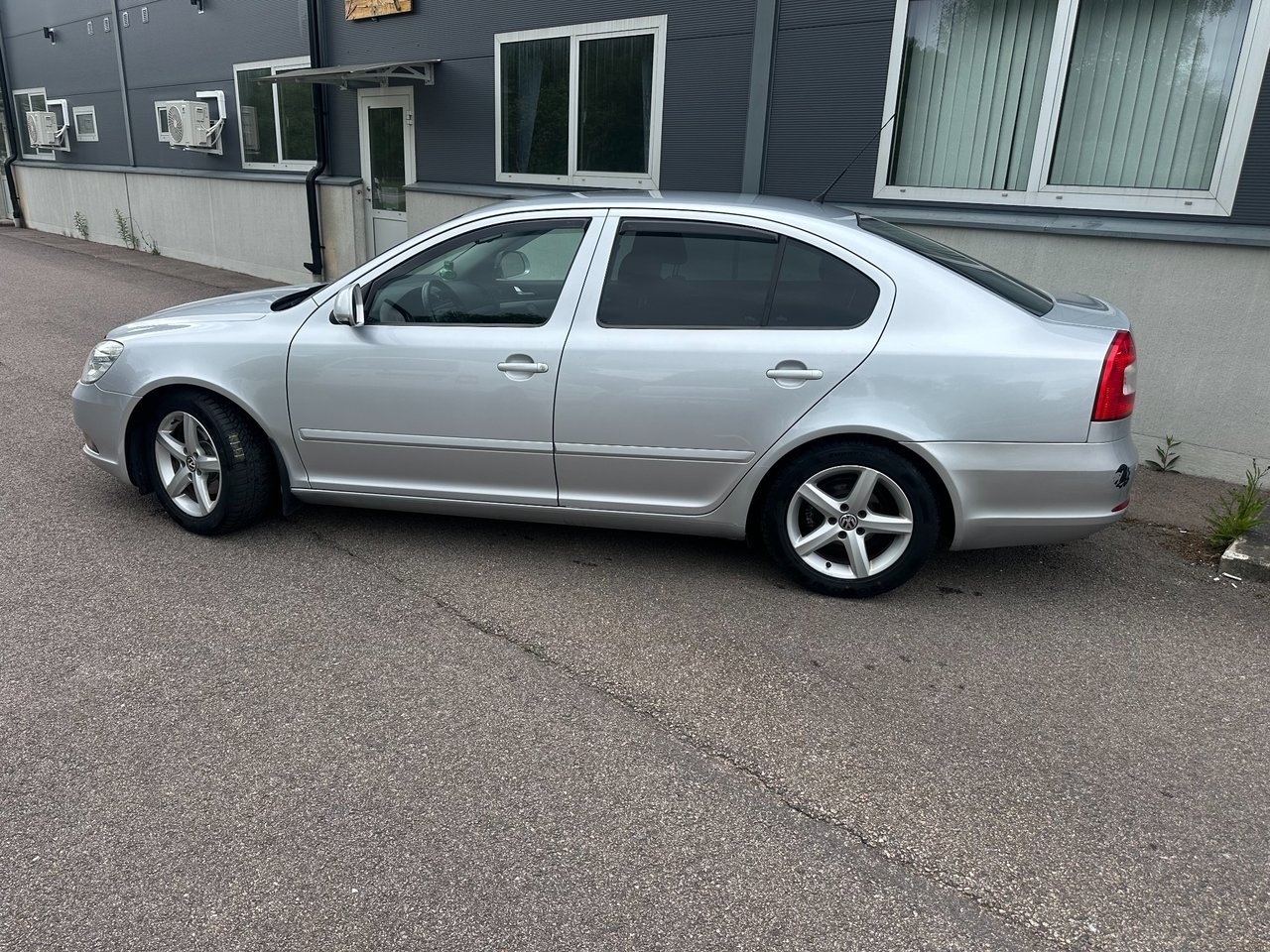 Skoda Octavia 1.6 TDI Elegance 2011, bild 5/10