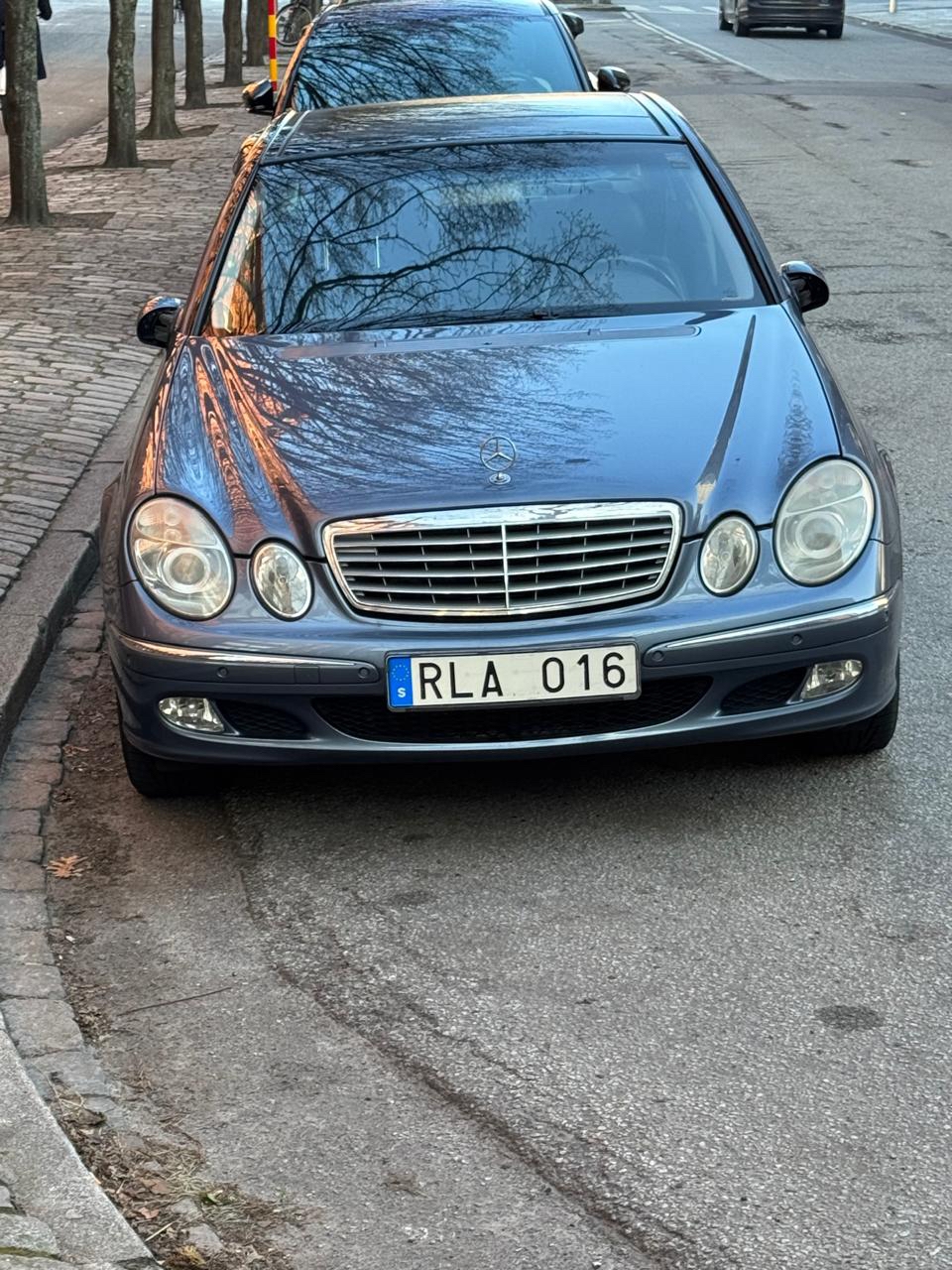 Mercedes-Benz E