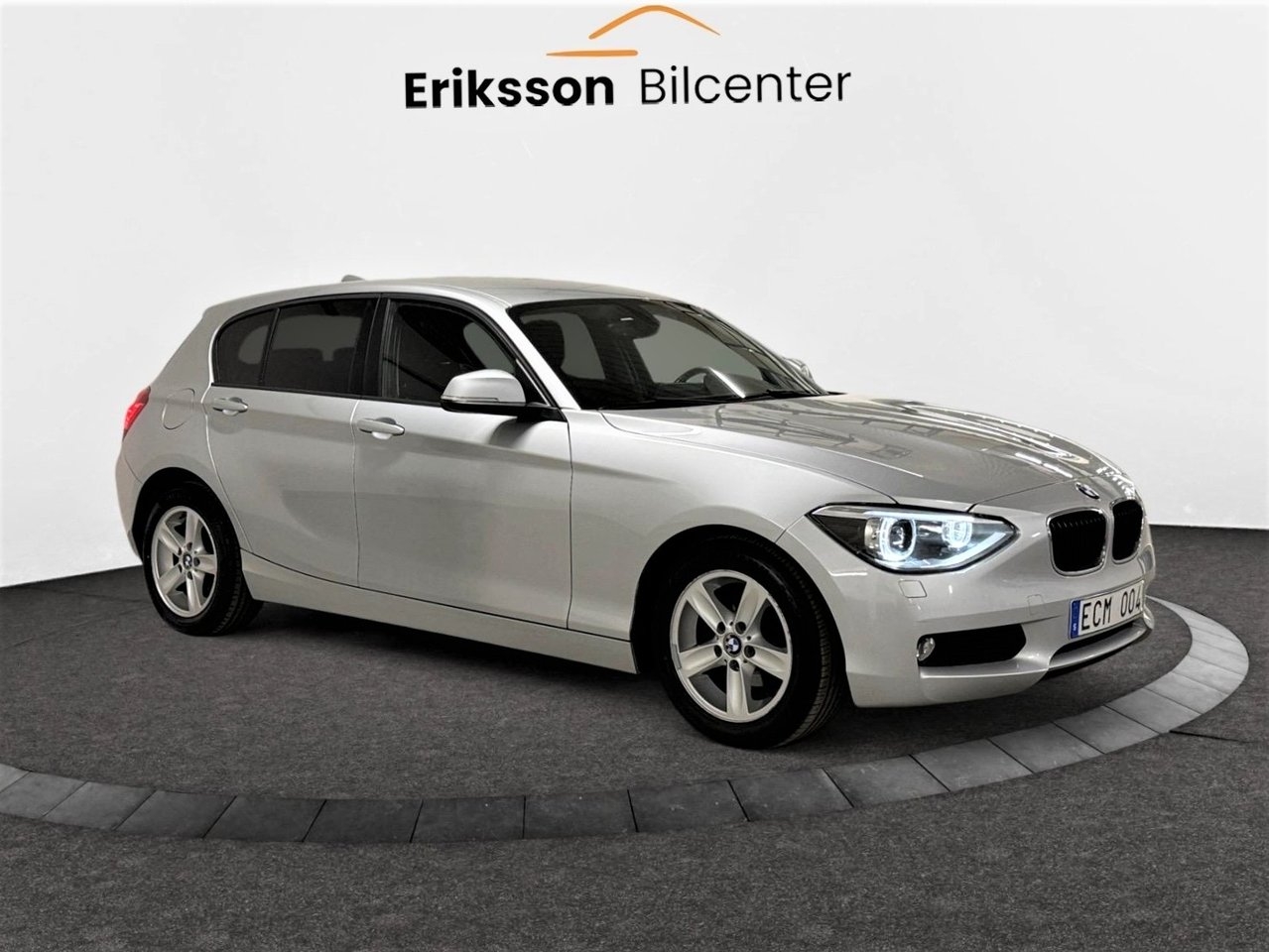 BMW 118 d 5-dörrars Steptronic 143hk 2013, bild 2/10