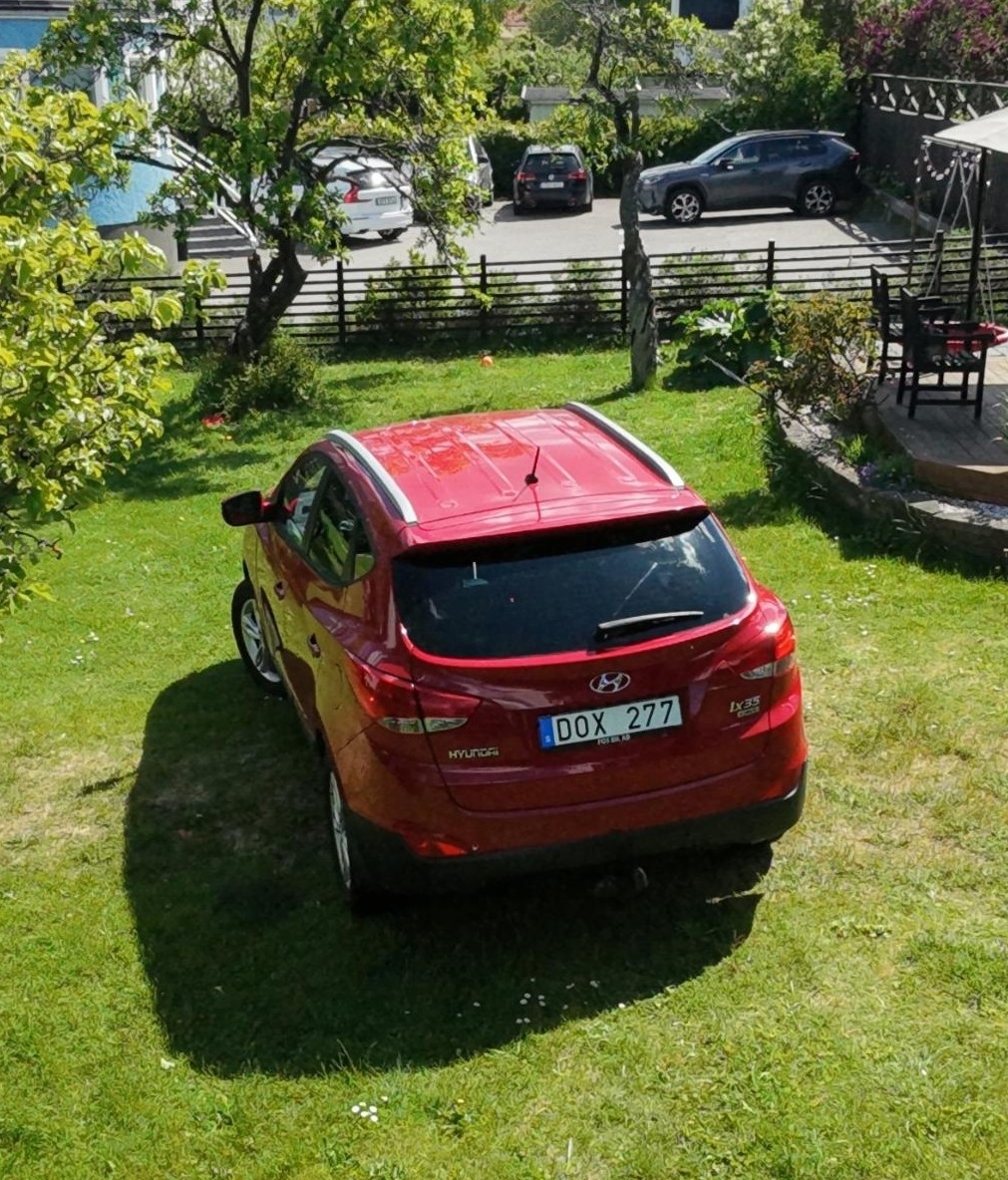 Hyundai ix35 1.7 CRDi Manuell 2013, bild 5/8