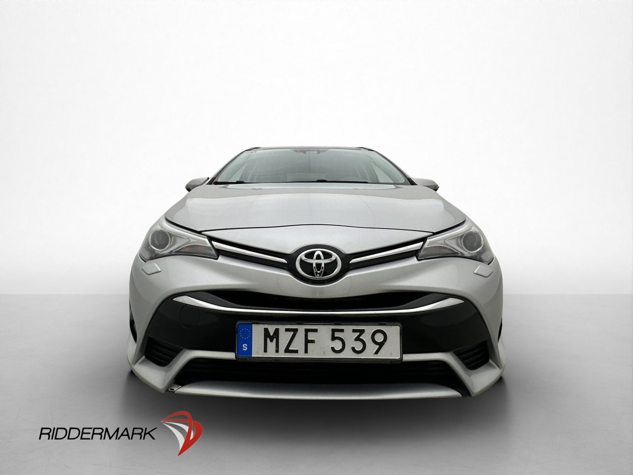 Toyota Avensis 2016, bild 2/30