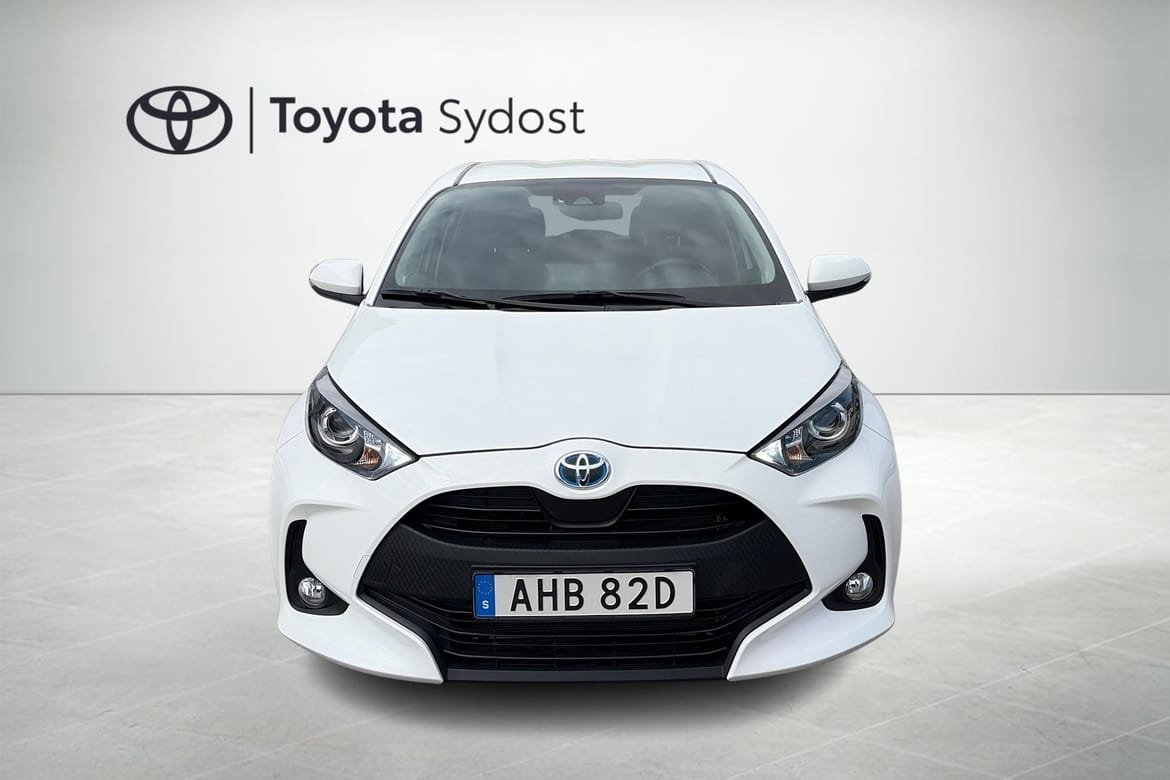 Toyota Yaris Hybrid Active 2024, bild 5/10