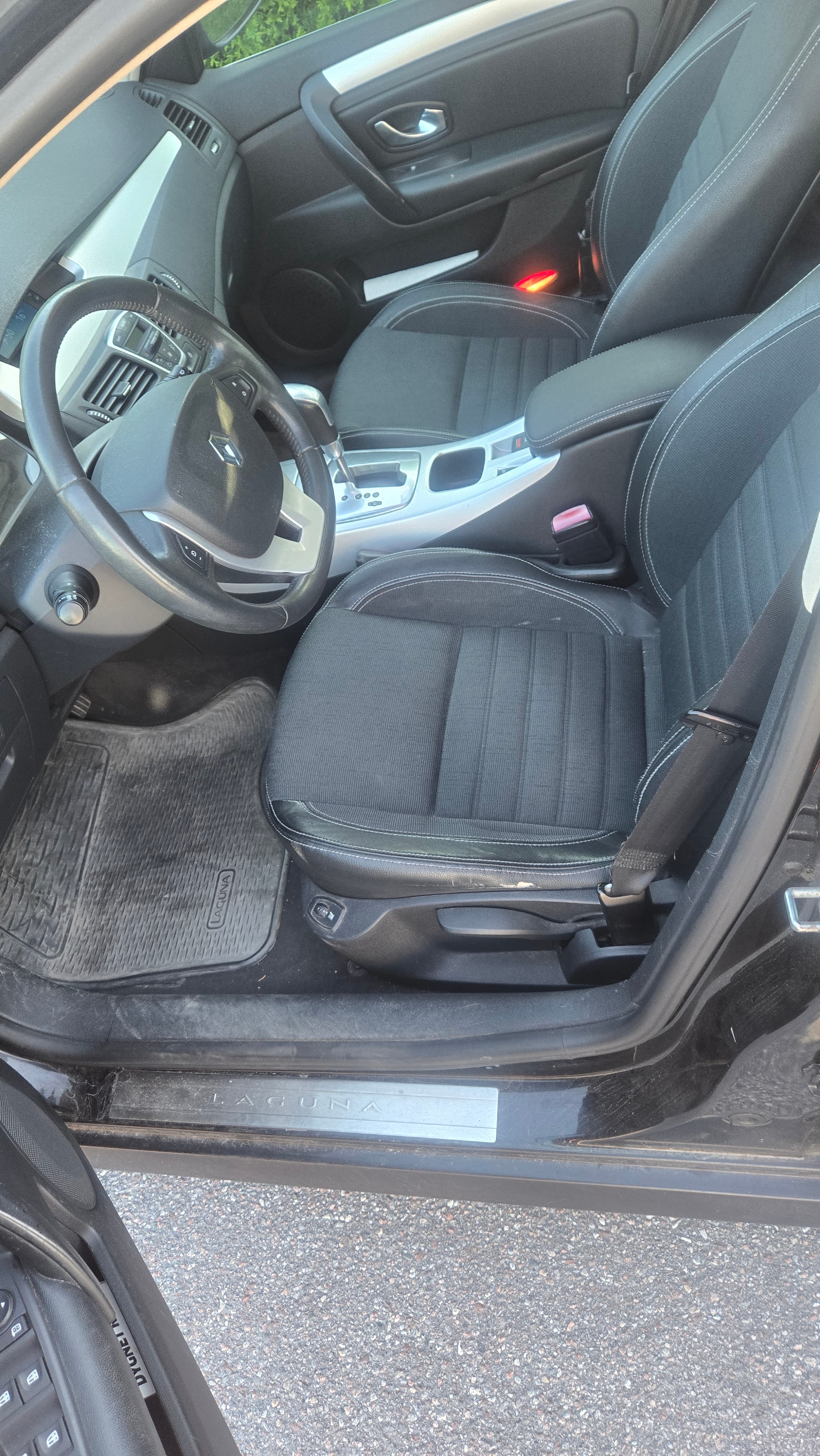 Renault Laguna 2008, bild 7/9