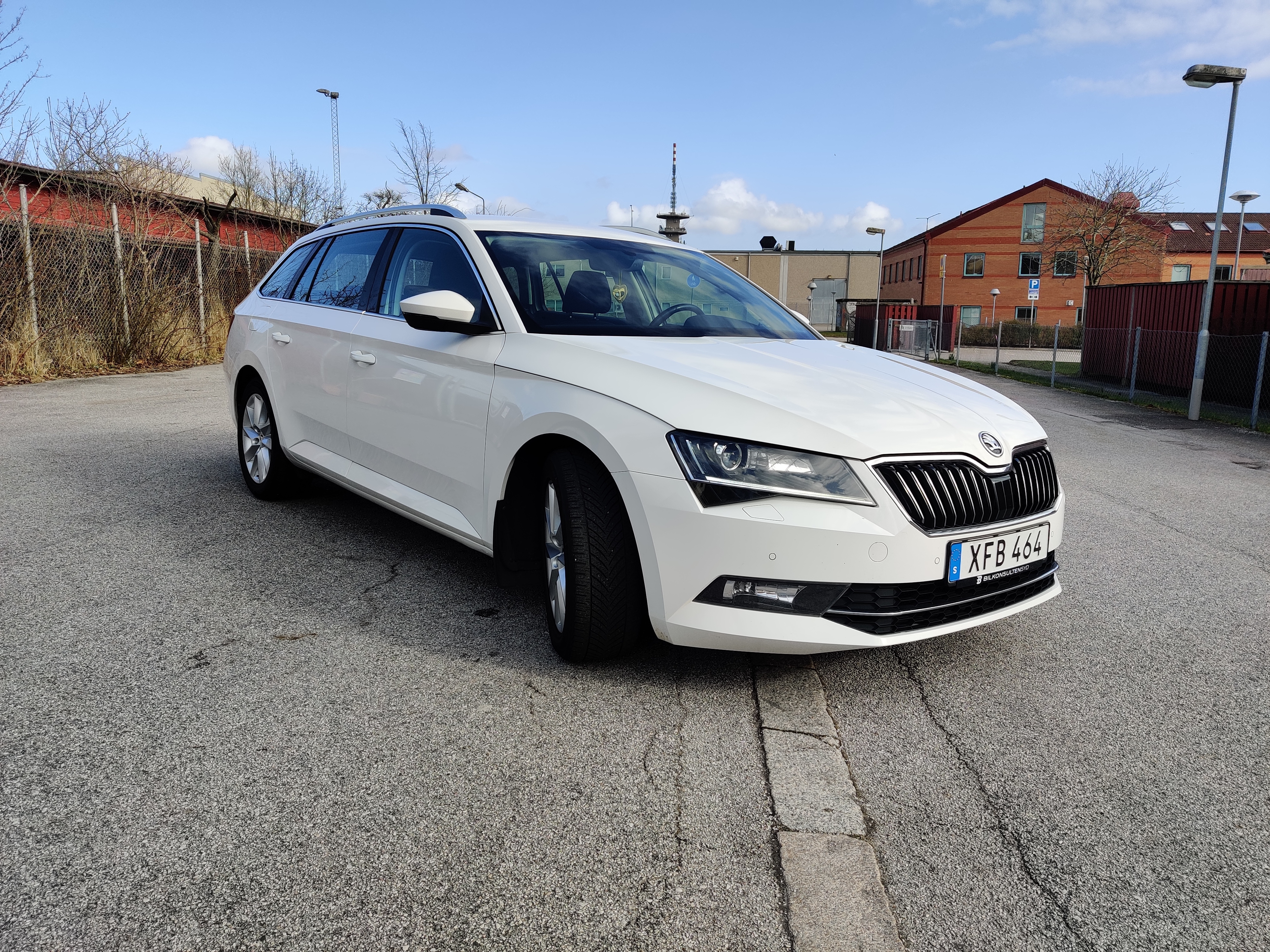Skoda Superb 2017, bild 3/10