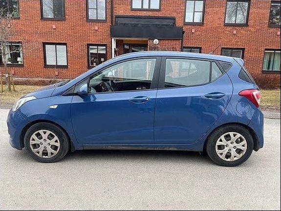 Hyundai i10 1.0 Manuell 2014, bild 2/6