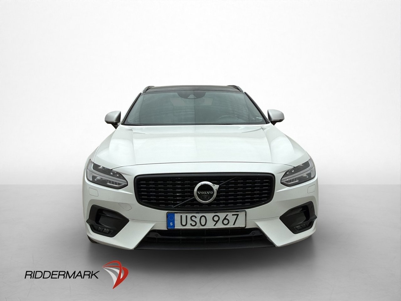 Volvo V90 T4 190hk R-Design VOC H/K 2019, bild 2/38