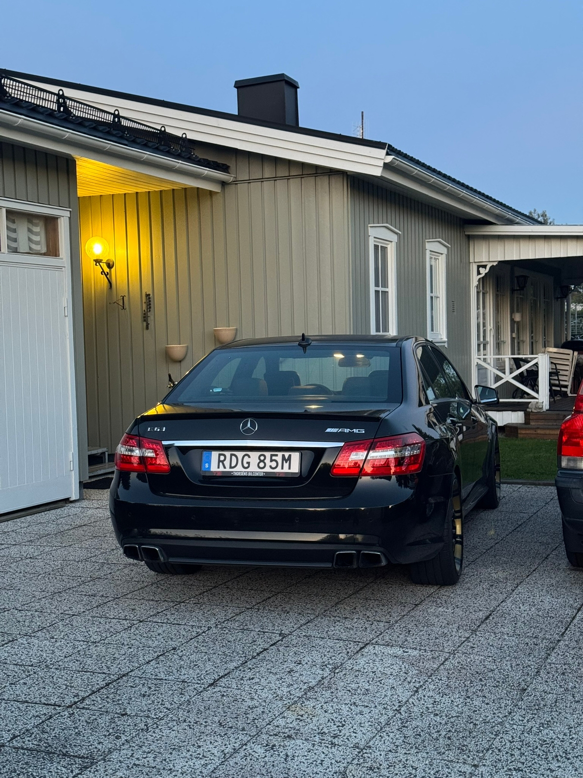 Mercedes-Benz E 63 AMG 2011, bild 3/7