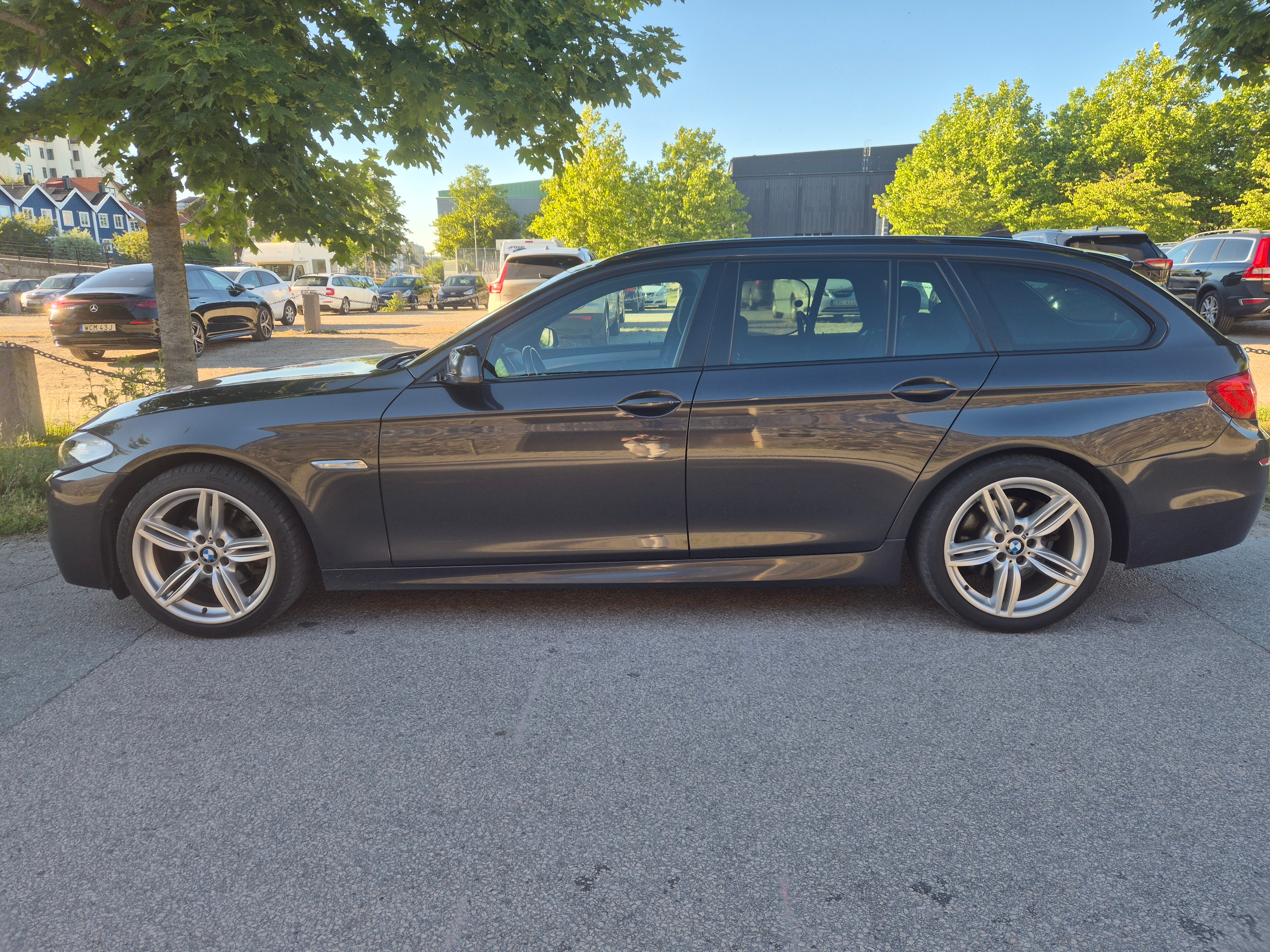 BMW 520 d M-sport 2013, bild 3/8