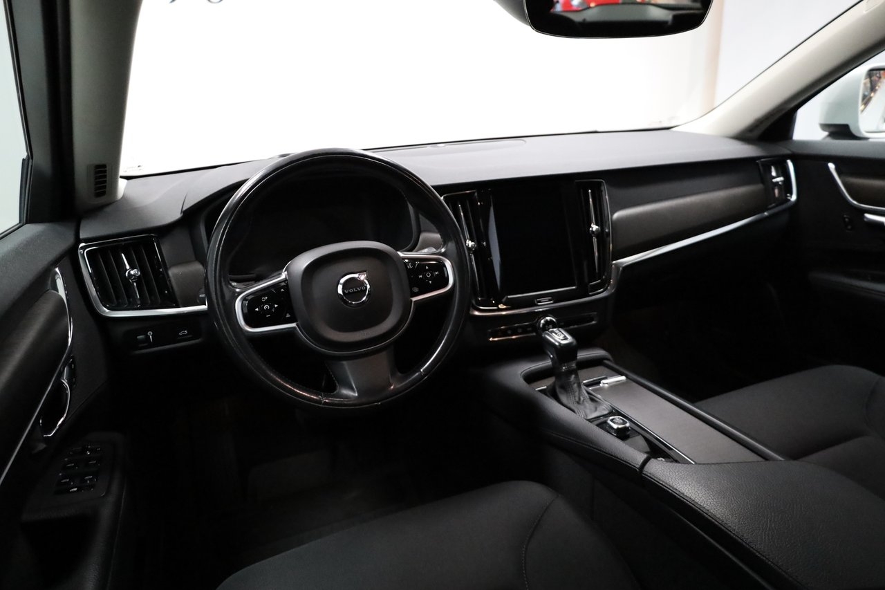 Volvo V90 Cross Country 2019, kuva 3/10