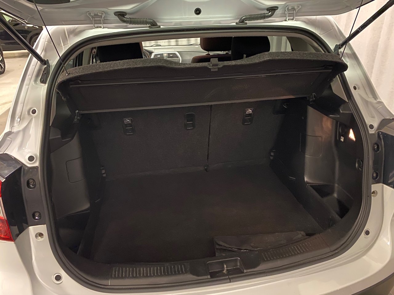 Suzuki S-Cross 2015, bild 3/13