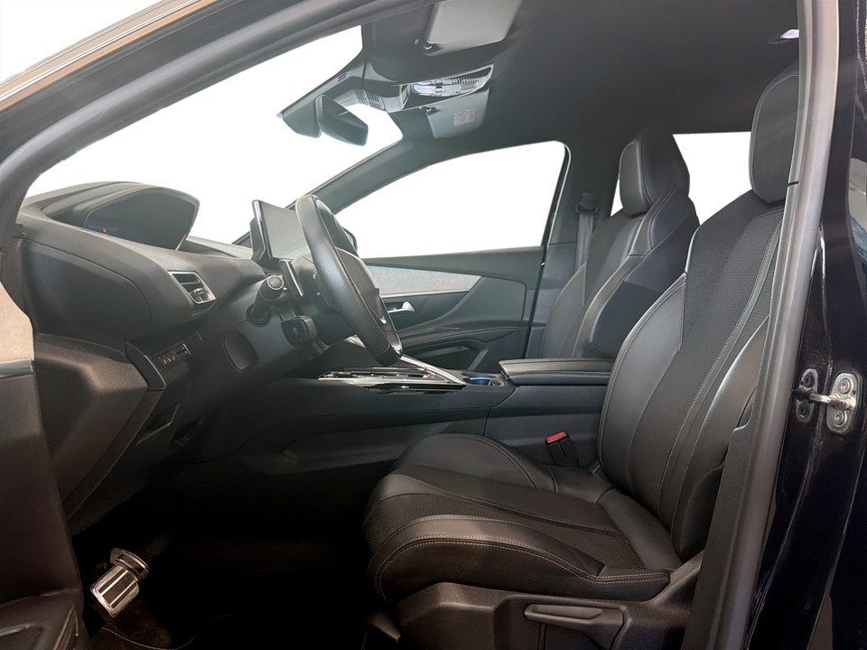 Peugeot 5008 GT 1.2 PT 130hk Aut 7-SITS 2023, photo 4/10
