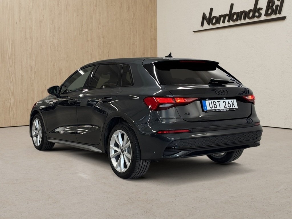 Audi A3 Sportback PHEV 204hk 2025, bild 3/9