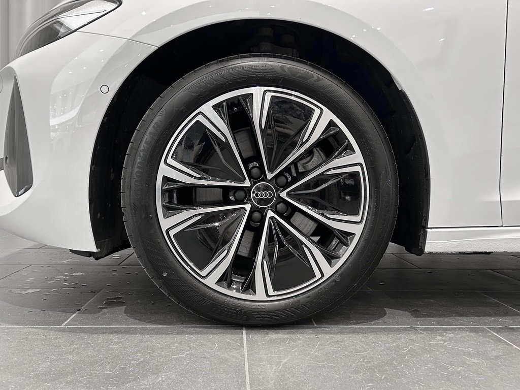 Audi A5 Avant TDI 204hk quattro S Tronic 2025, bild 6/10
