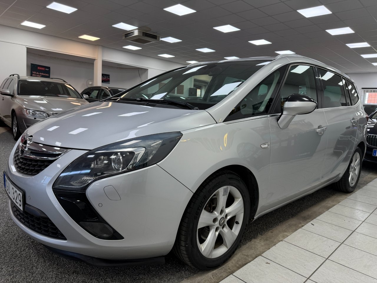 Opel Zafira Tourer 2012, bild 2/21