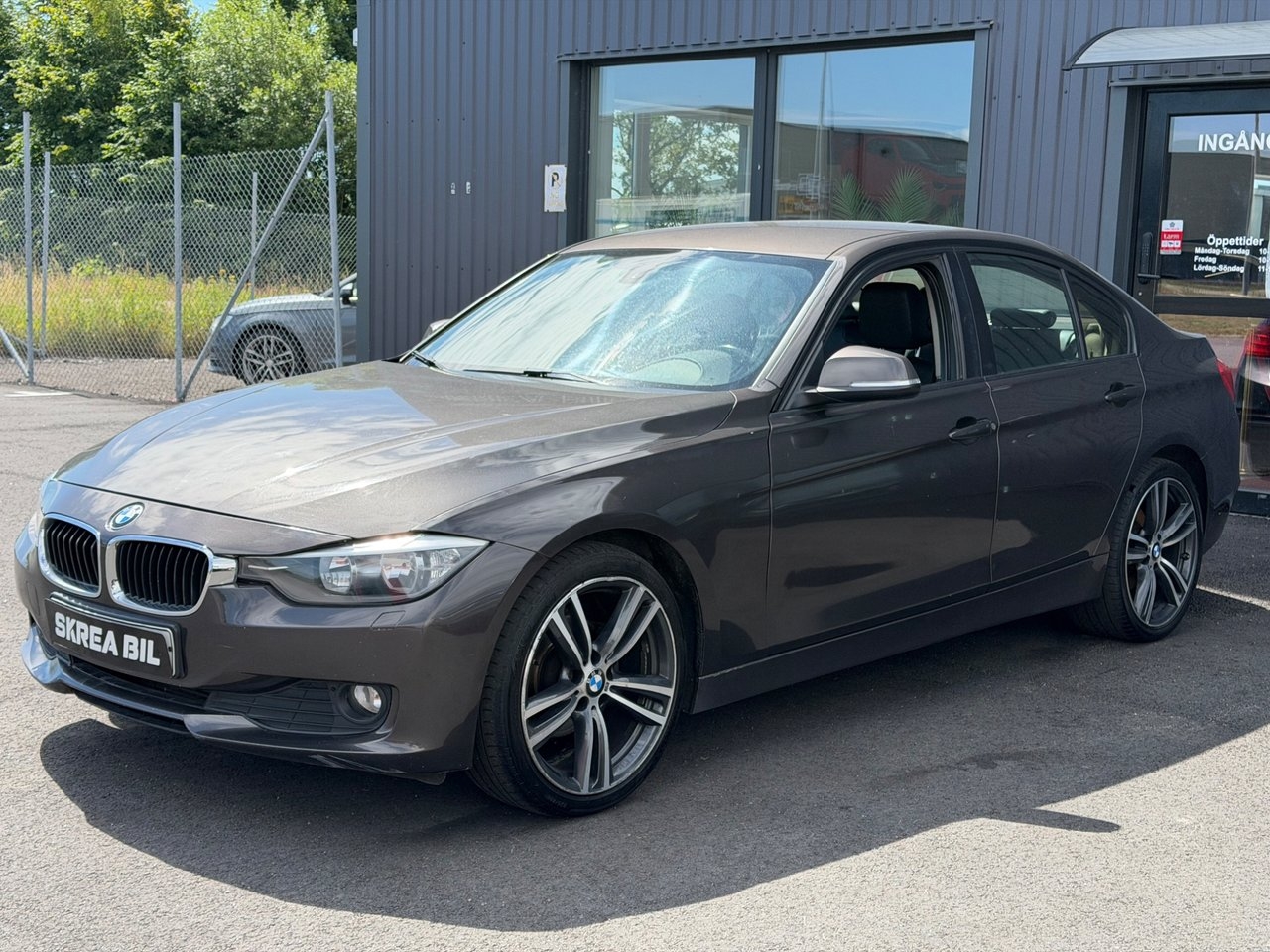 BMW 316 d Skin Sport Line 2014, photo 5/17